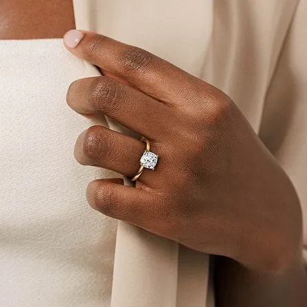 YELLOW_obr_4Pr_Sol_PB_CU YELLOW_obr_4Pr_Sol_PB_CU