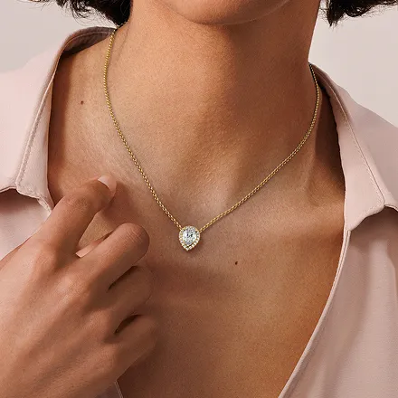 Yellow_obr_Halo_Solitaire_floating_pendant_PE_2CT (1) Yellow_obr_Halo_Solitaire_floating_pendant_PE_2CT 1