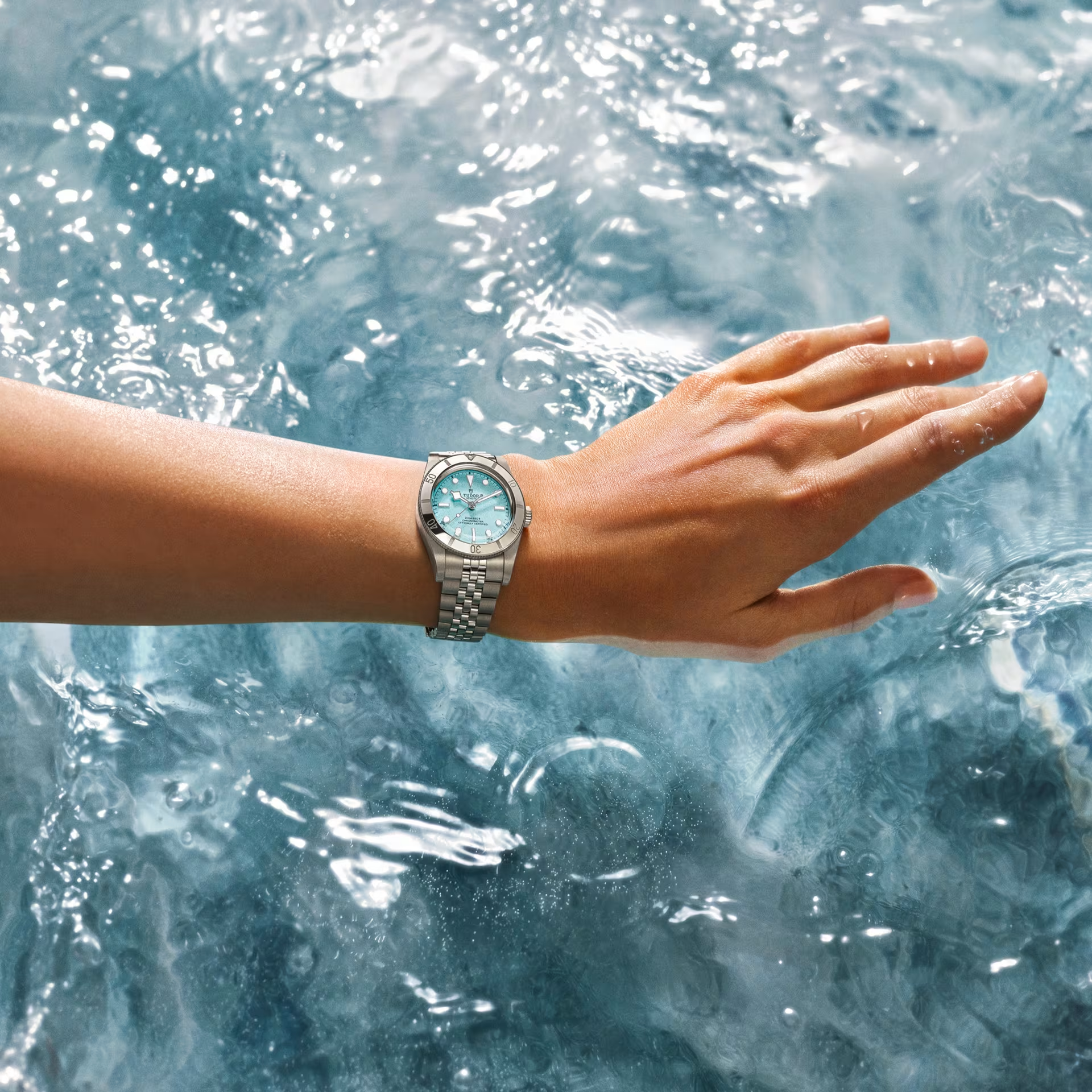 34f70ca3989fc46b0fcd97f33a6cc702368ae5a3-1