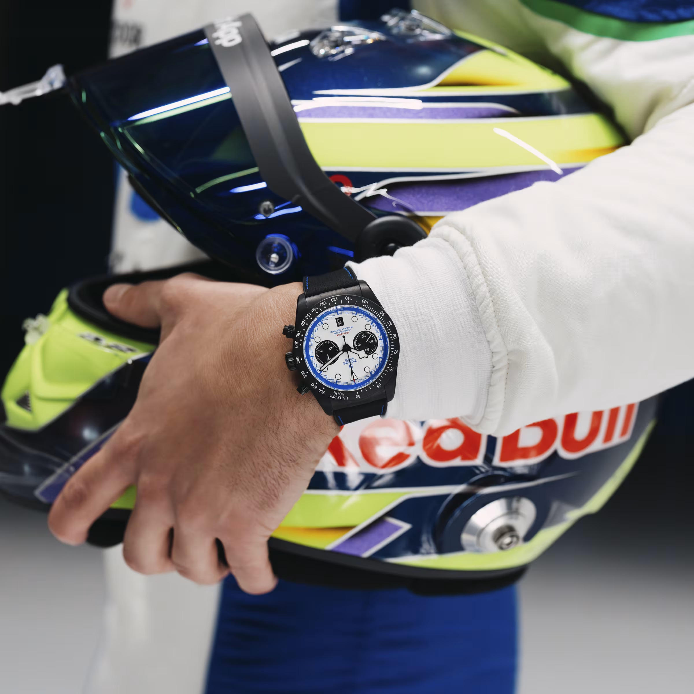 dface43e81357b7cbbeca3bf108911f280a932b2-1